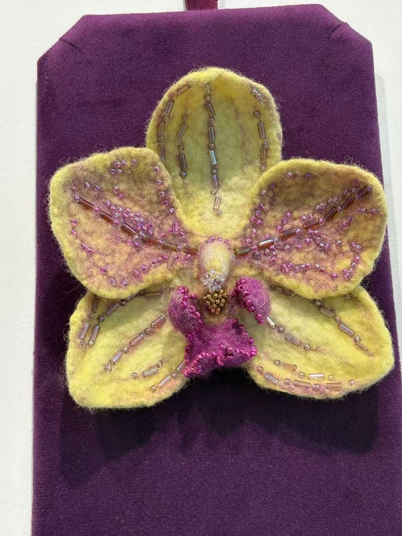 Wool-Painted Portraits (Flower-palm)