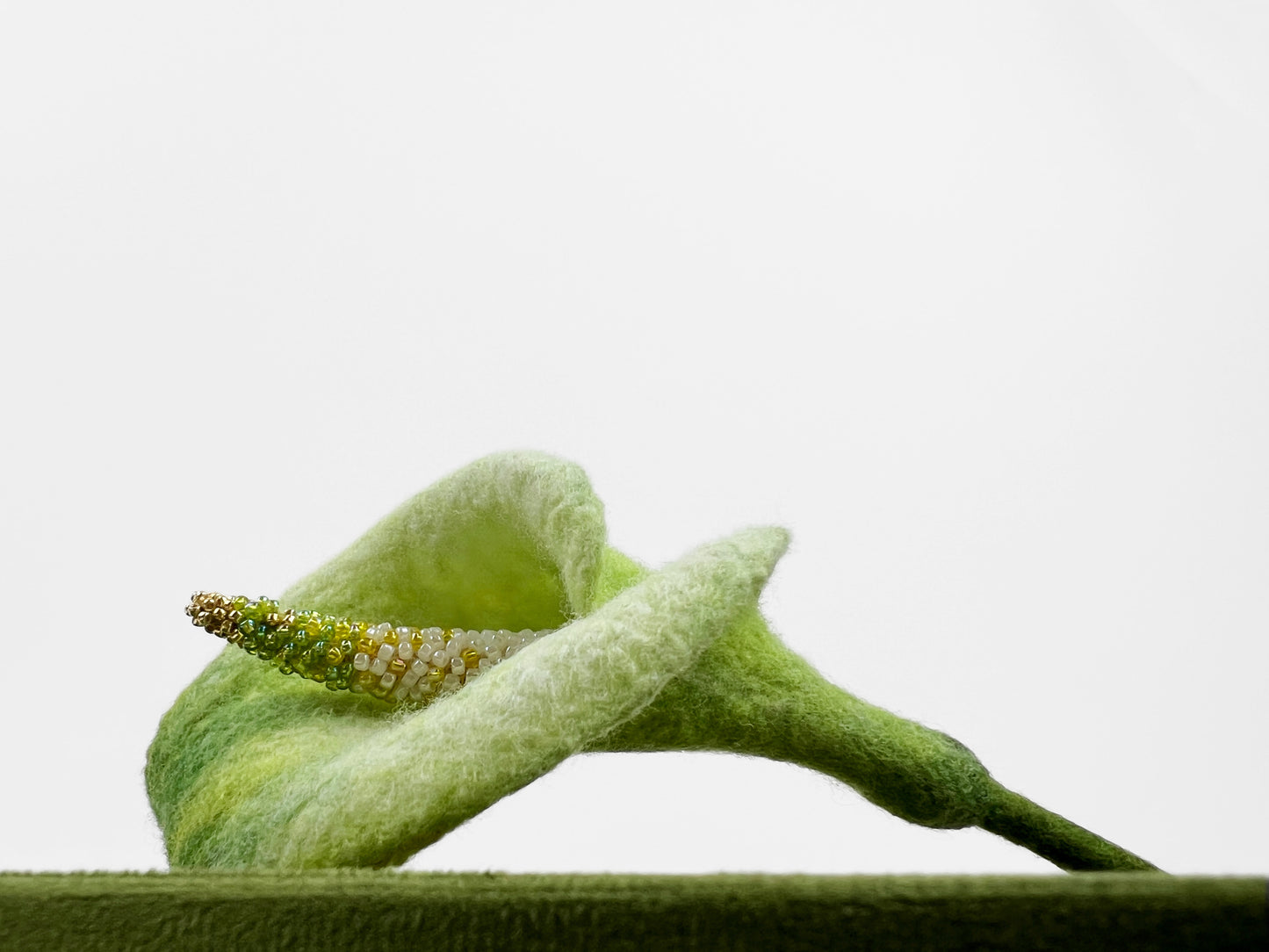 ZANTEDESCHIA———Brooch / Decoration Flower Palm （Artist Special）