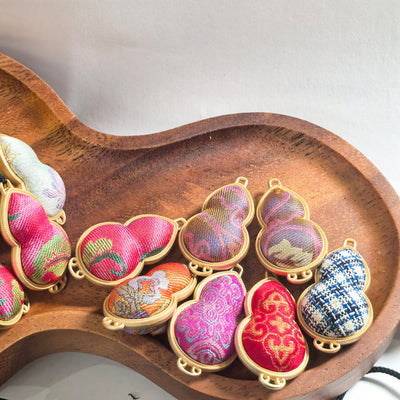 Handmade Song Brocade Gourd Charm Silk Pendant